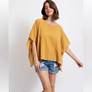 EASEL LOOSE FIT PONCHO STYLE TOP